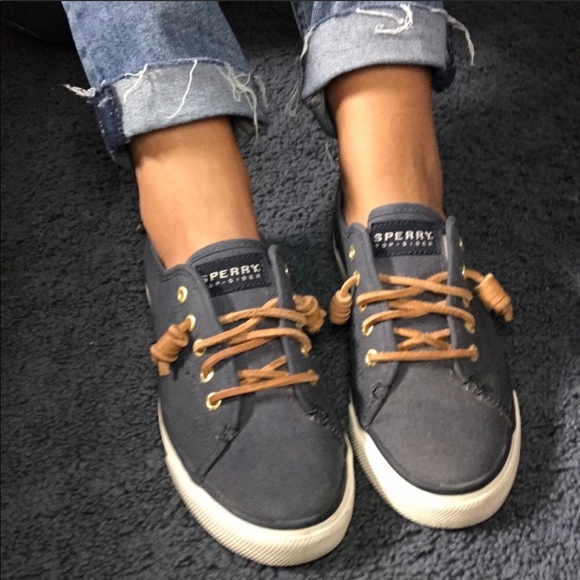 sperry pier wave sneaker